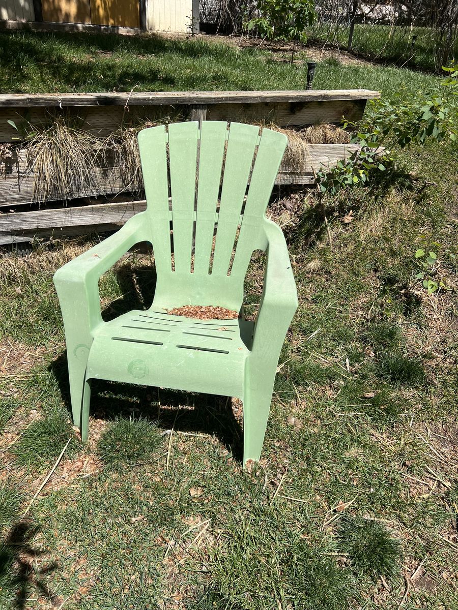 FREE: Chair, Playhouse, Pallets & Butcher Block