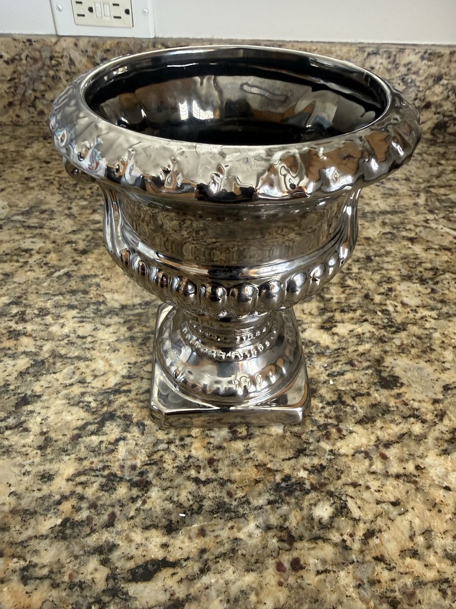 Silver plated bowl or Urn