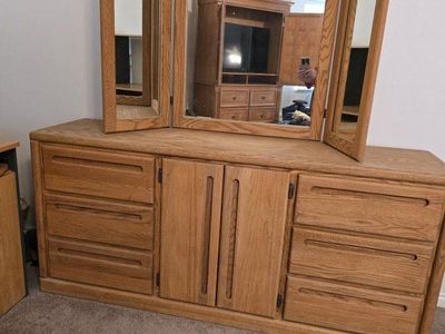 Dresser with Mirror, real wood, oak.