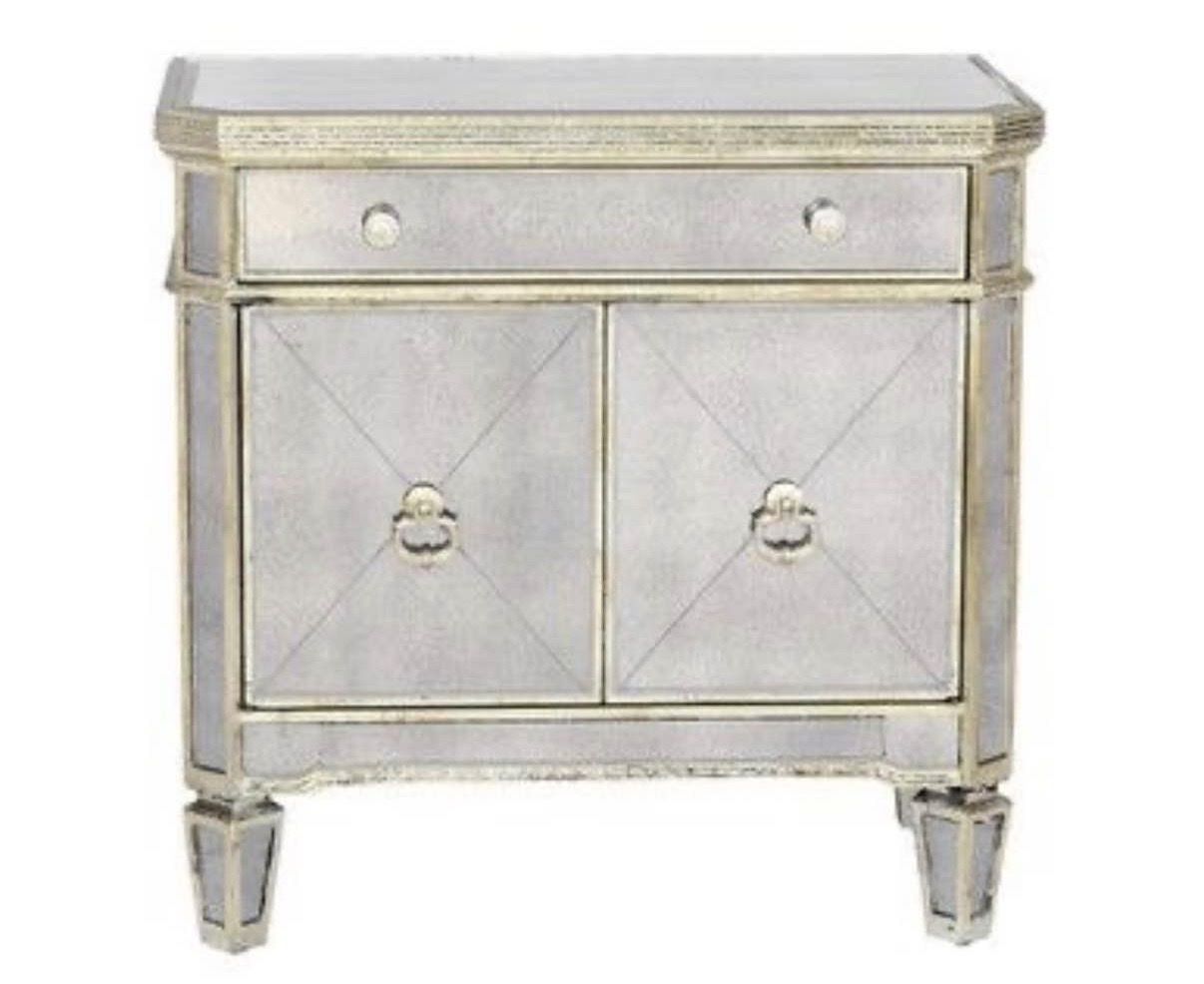 Main image 5