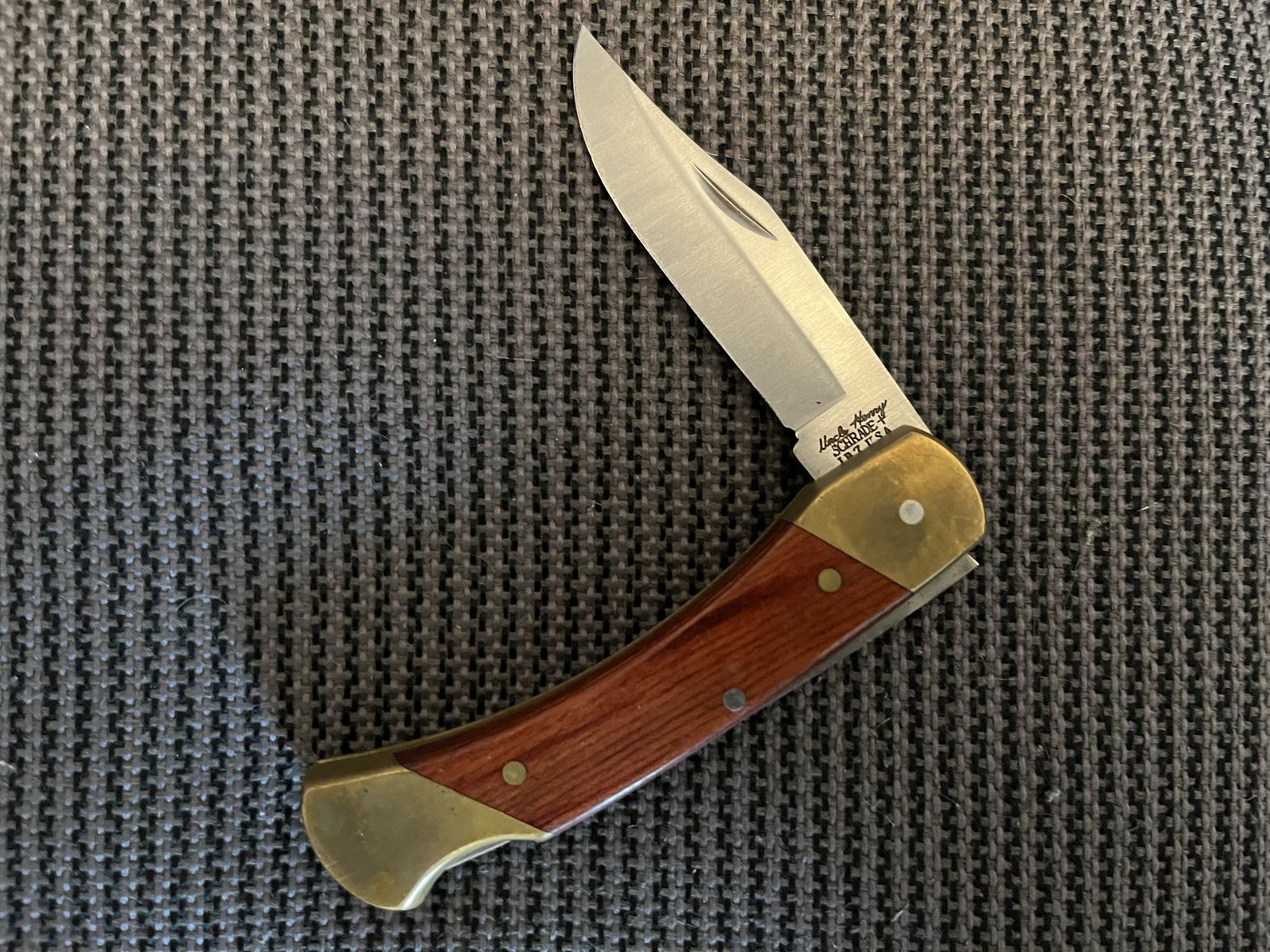 Schrade Lockback Uncle Henry Wooden Handle Knife