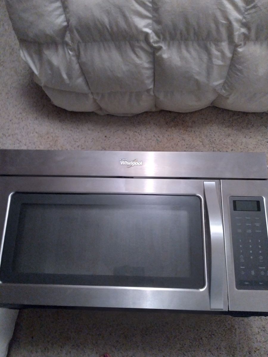 STAINLESS STEEL OVER THE STOVE MICROWAVE