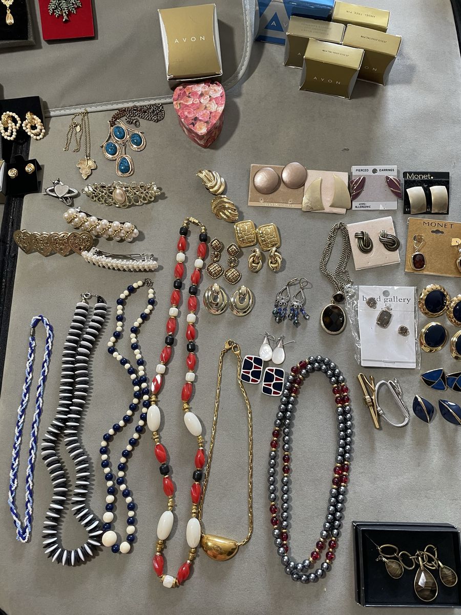 Vintage Jewlery