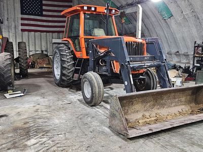 Allis Chalmers 8030