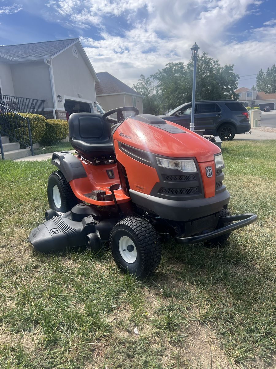 Husqvarna yth2348 riding mower - fully serviced