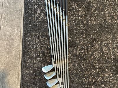 Titleist 714 MB Irons