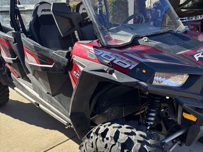 Polaris Rzr side by side