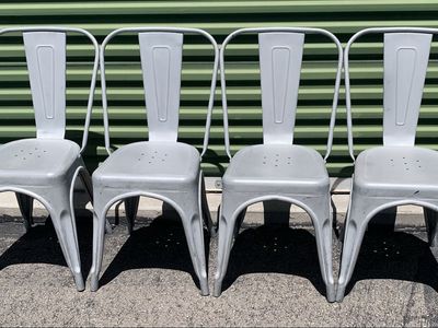 Set of 4 Tolix-Style Industrial Metal Dining Chairs – Grey