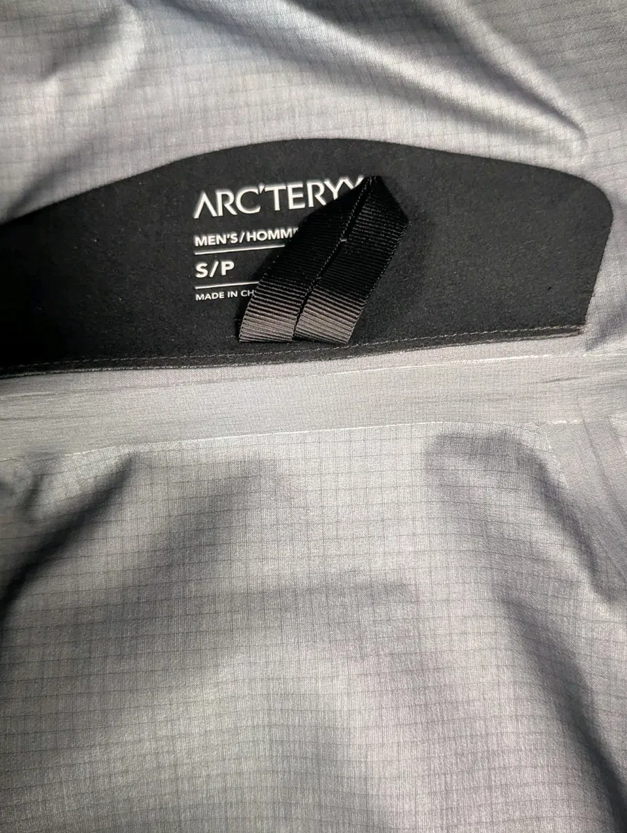 Main image 7
