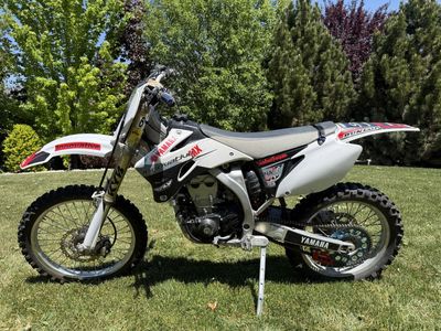 Yamaha YZ450F Dirt Bike - White/Black - Reliable & Track Ready