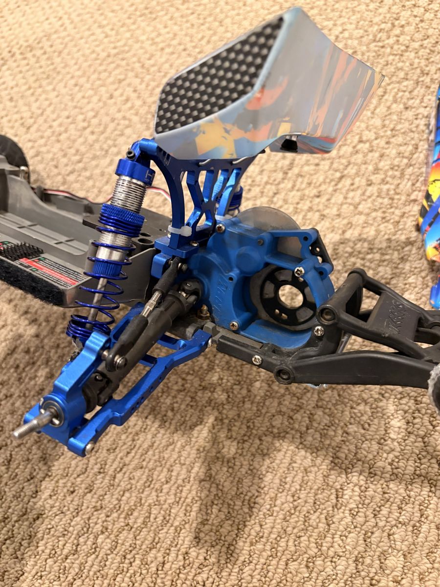 Main image 4