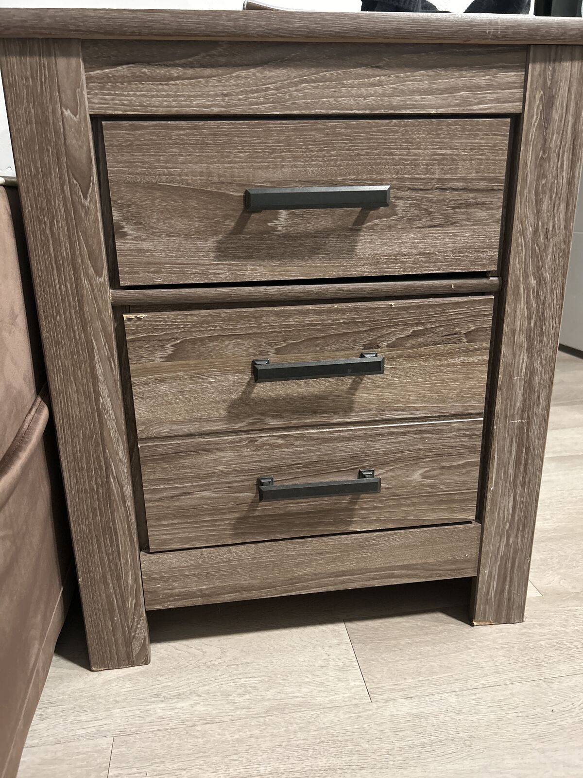 Nightstand/ bedside table