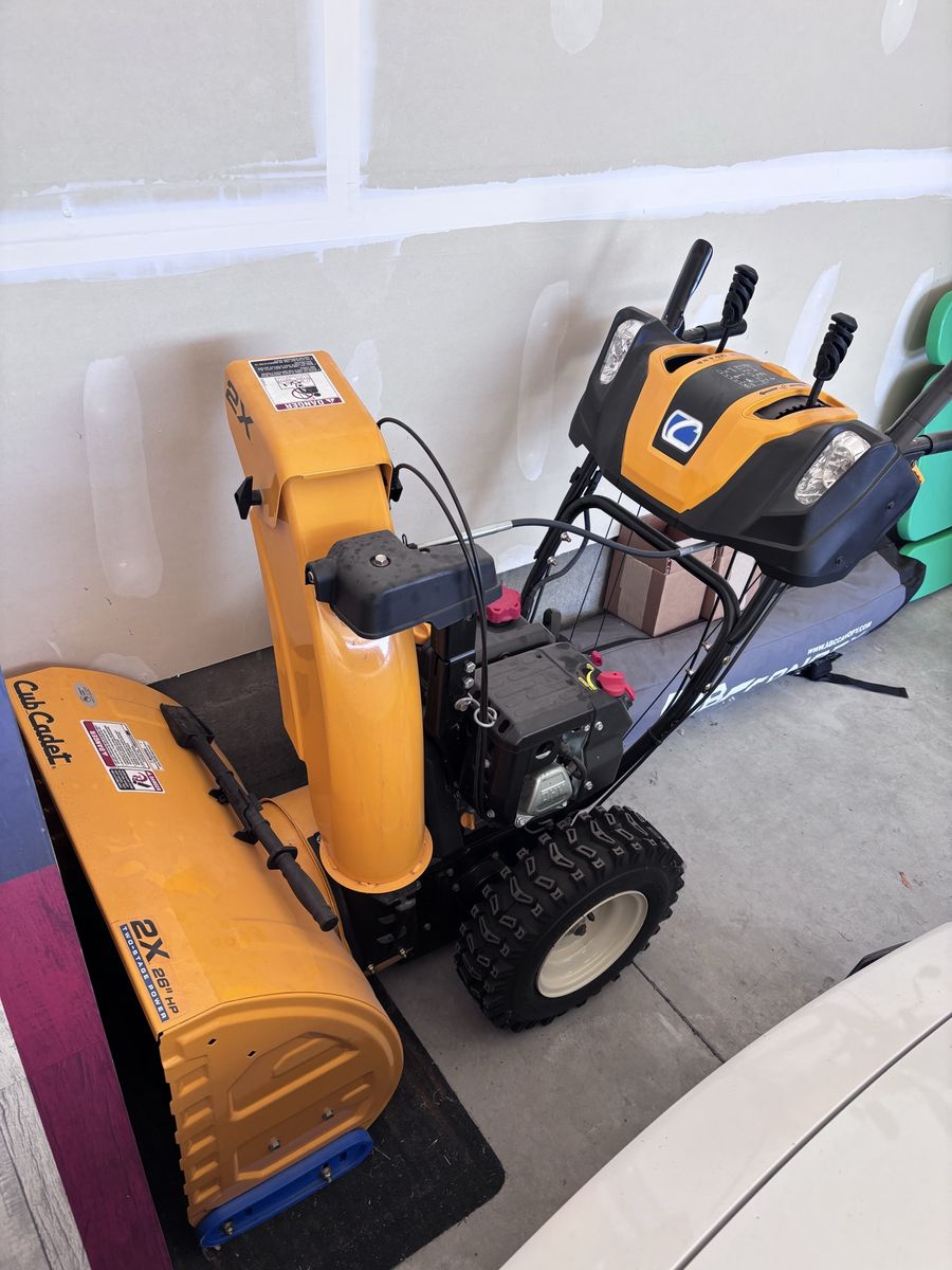 Cub Cadet 26 “ two stage snowblower