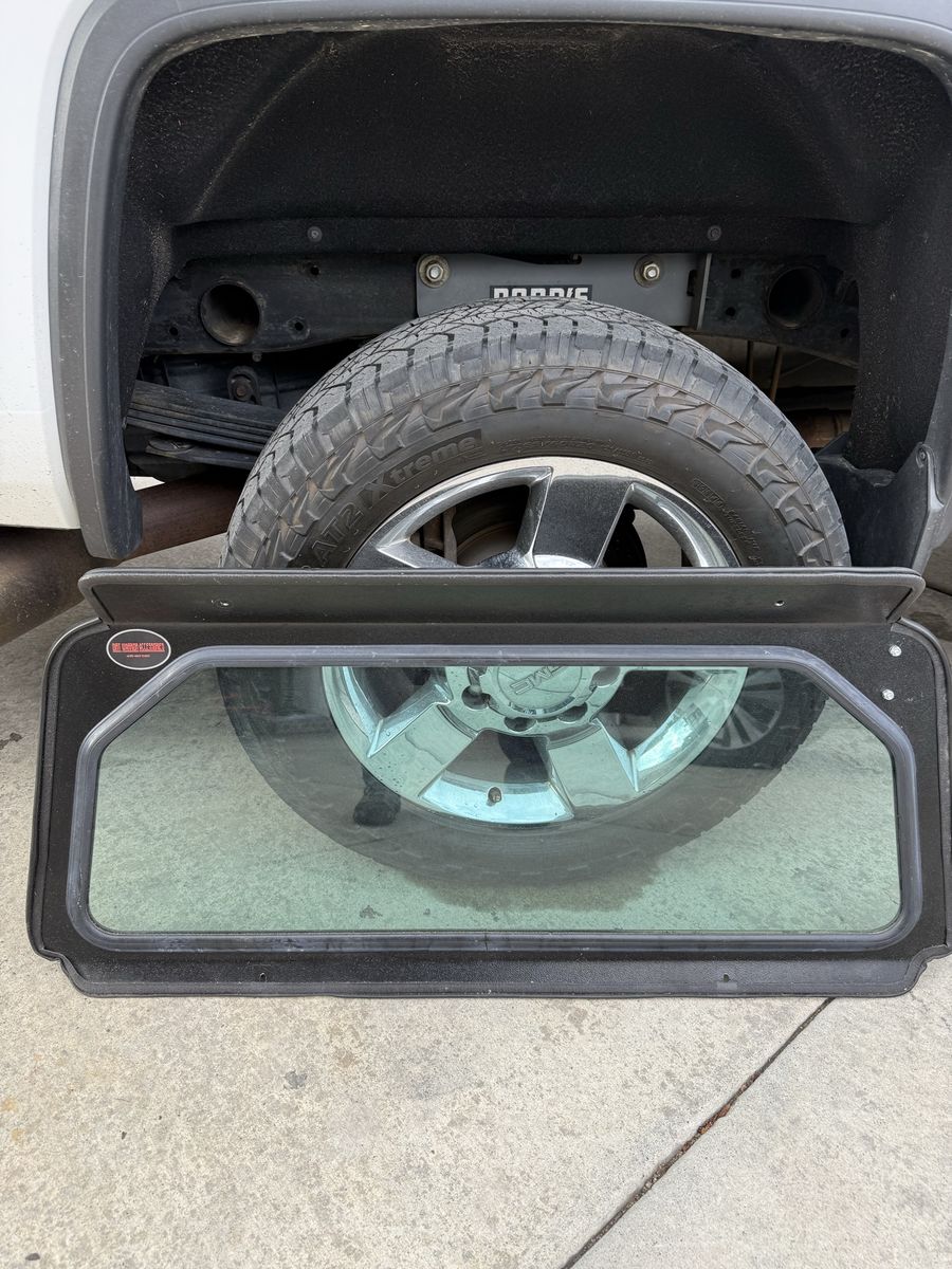 Real glass window for Polaris