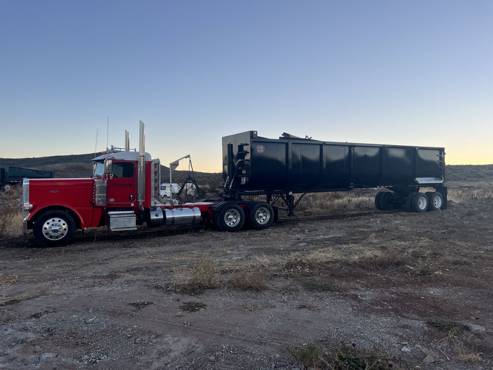 Peterbilt 389 & Scrap Master 40’ End Dump