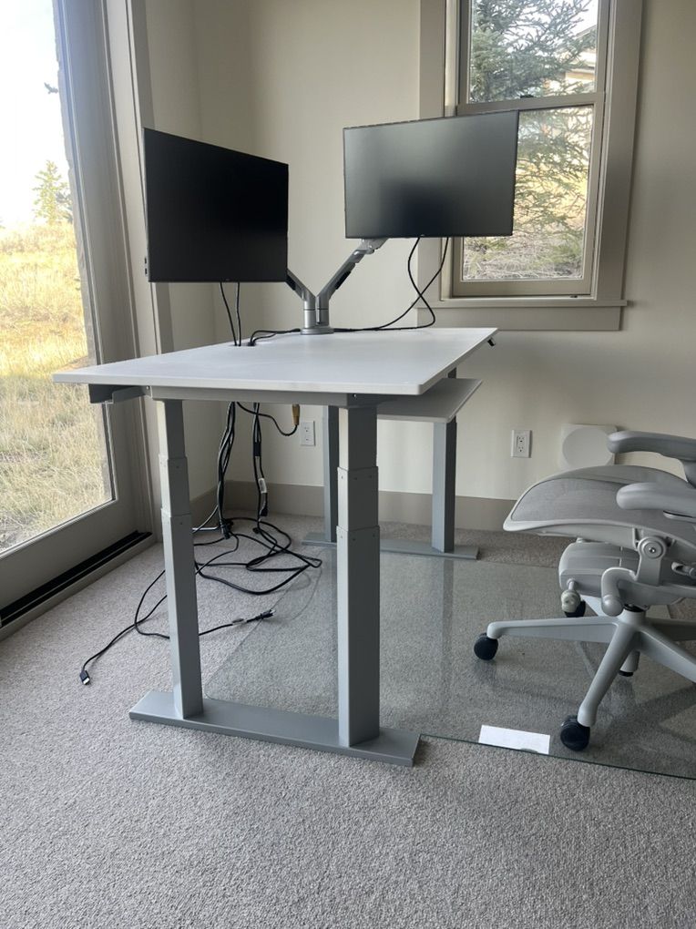 EvoDesks
