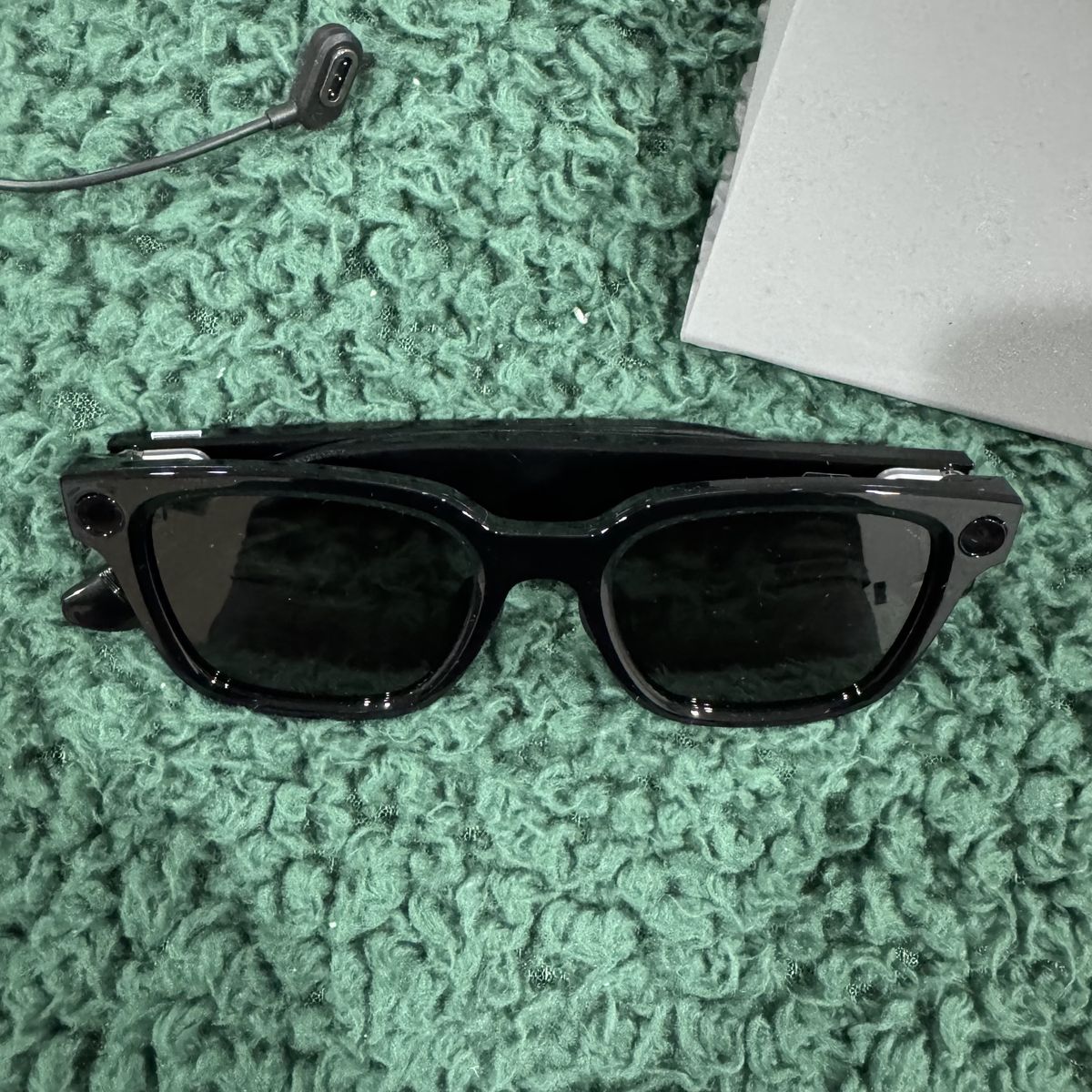 Rokid AI Smart Glasses Black with Case and Charging Cable