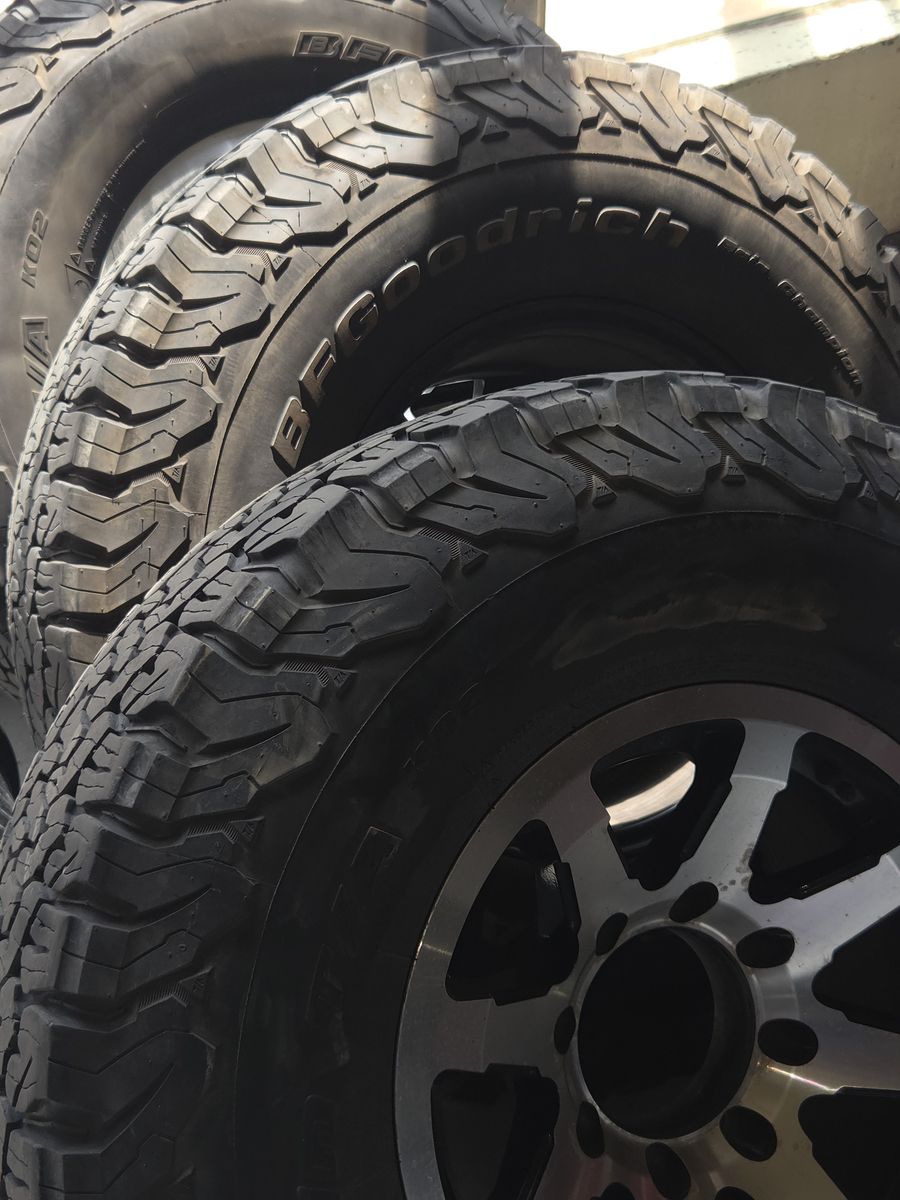 285/75r 16 Br Goodrich tire and wheels