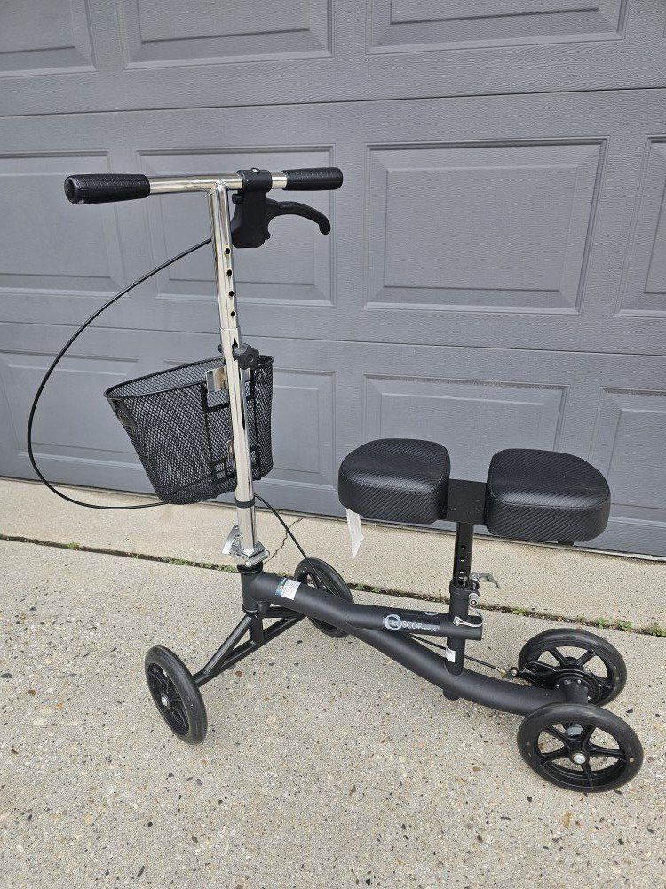 Roscoe Knee Scooter
