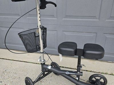 Roscoe Knee Scooter