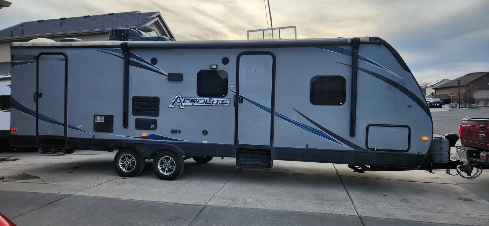 2015 Dutchmen Aerolite Camper 282DBHS