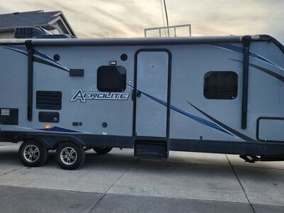 2015 Dutchmen Aerolite Camper 282DBHS