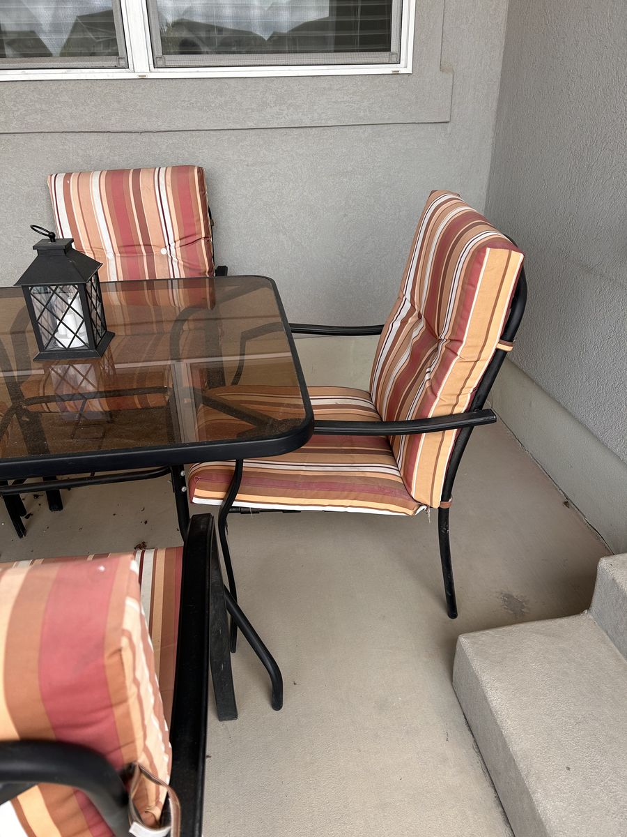 Outdoor Table And Chairs