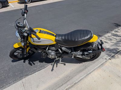 2015 Ducati Scrambler Icon