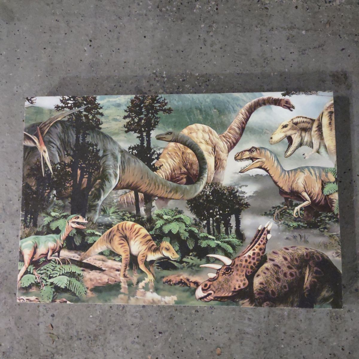 dinosaur painting (+hat)