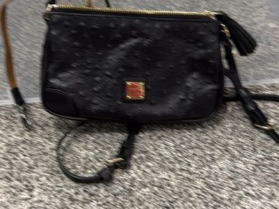 Dooney & Bourke Crossbody bag