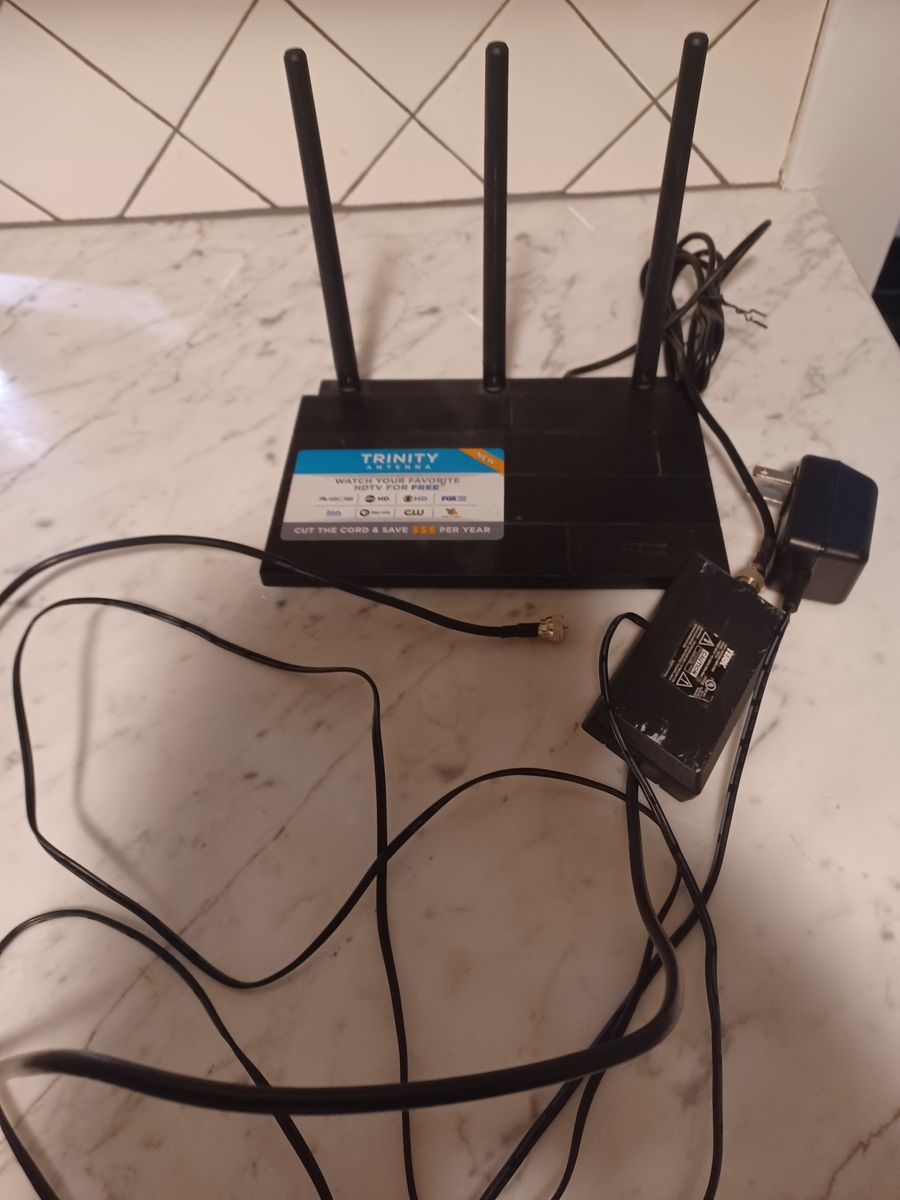 TV Antenna by Trinity