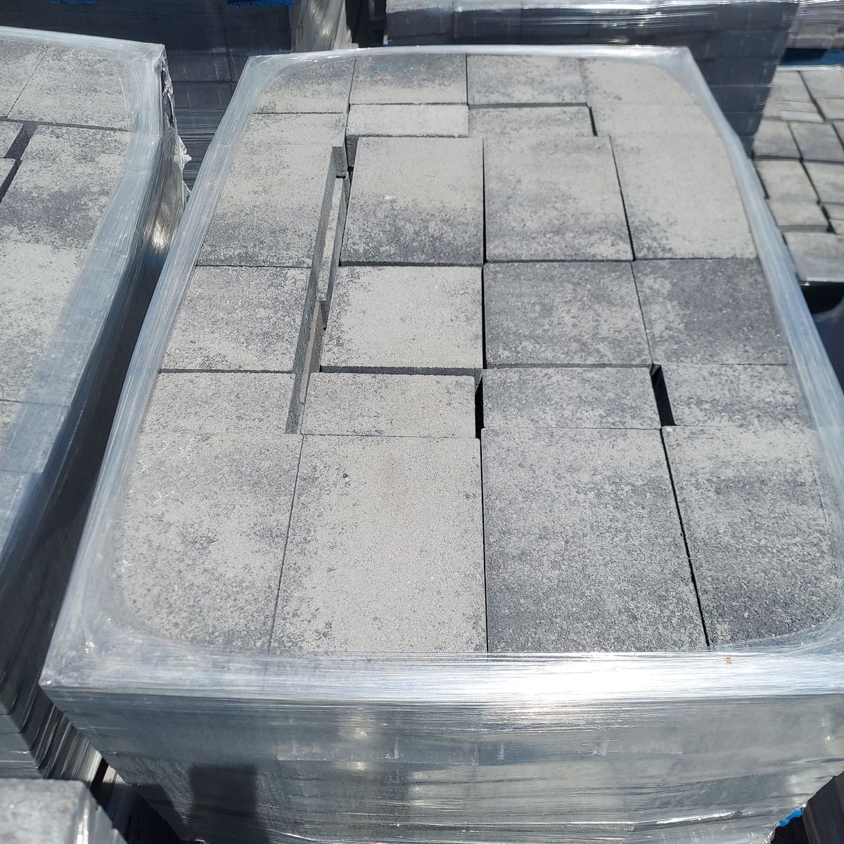 STARDUST ENCORE PAVERS (8x12,8x8,4x8)