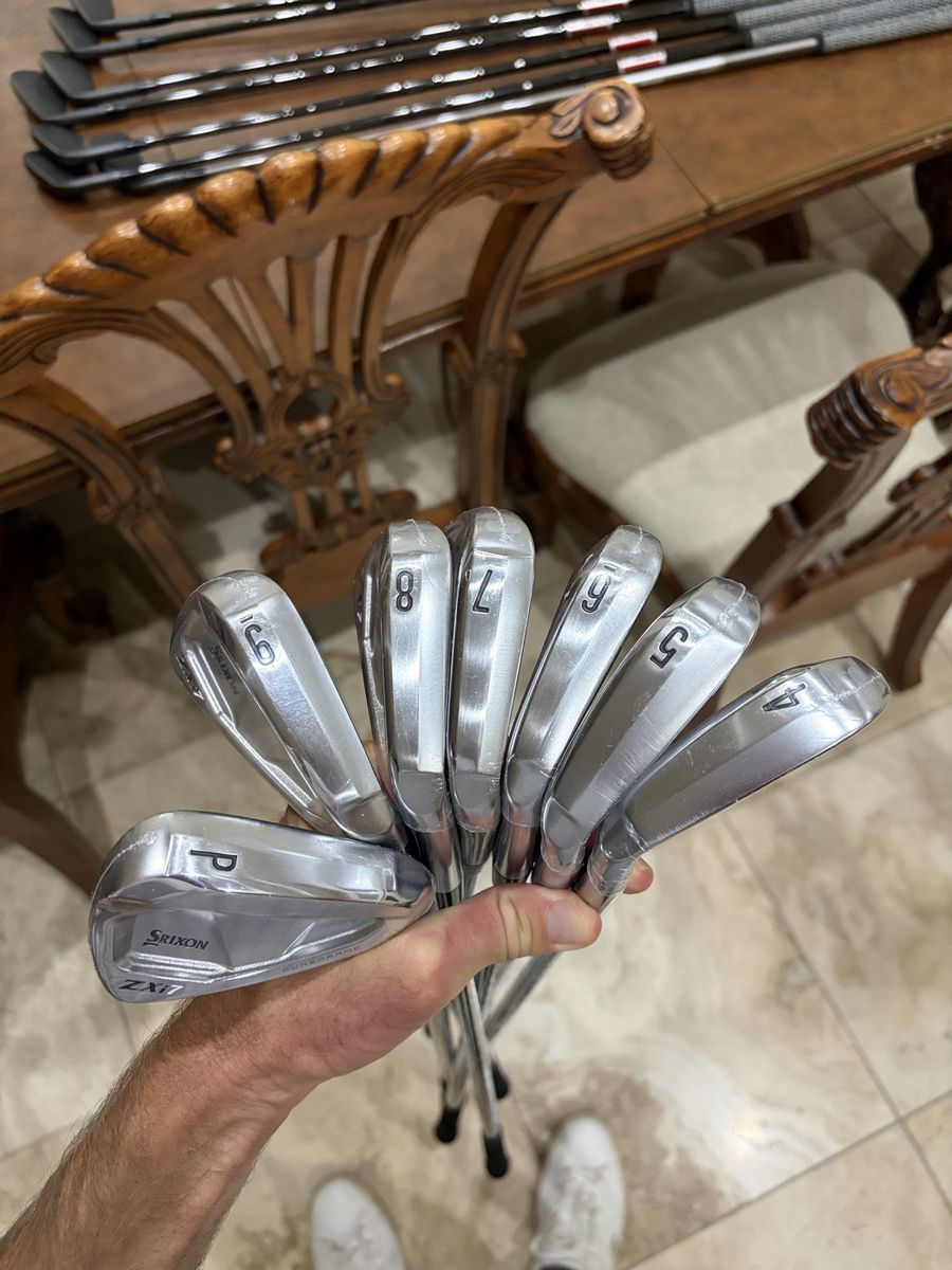 Golf Clubs Srixon ZXi5/ZXi7 Combo Iron Set (4-P) with Nippon Shafts - Men's Right Hand