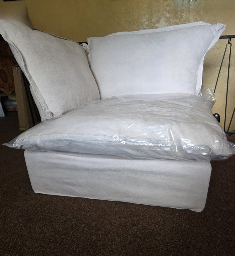 Oversized Deep Seat Sofa Corner Chair- Light Gray