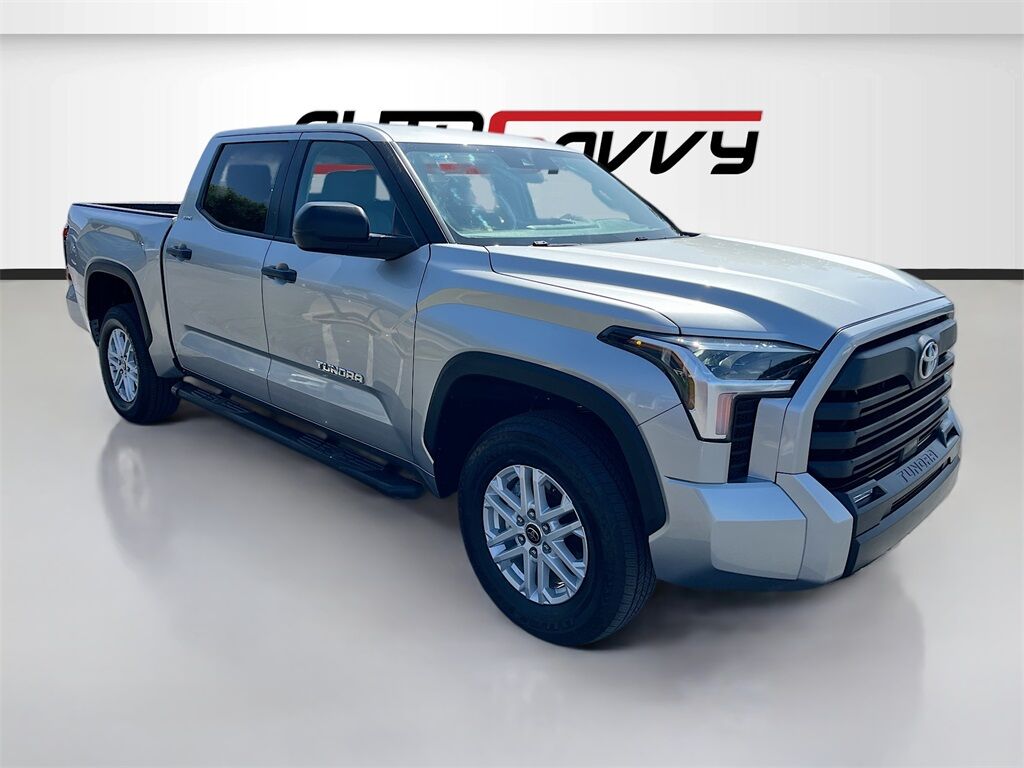 2024 TOYOTA TUNDRA SR5