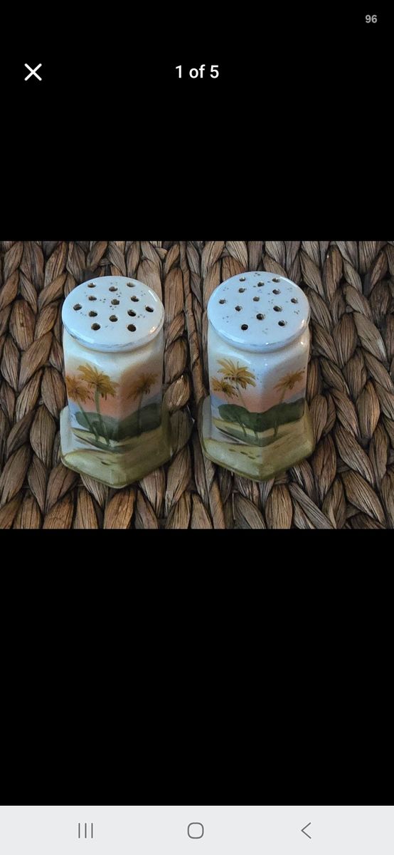 VTG Nippon Salt/Pepper Shaker Hand Painted Ocean Scene