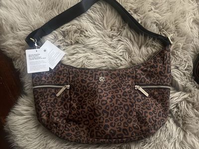 Lululemon Everywhere Slouchy Sling Bag Leopard Print Crossbody NWT