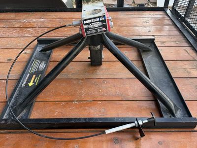 Anderson 5th wheel hitch with trailer adapter