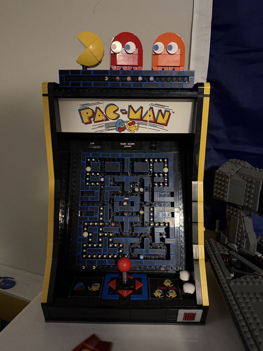 Main image 6