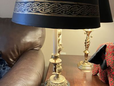 5 Matching Vintage Black and Gold Lamps