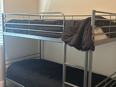 Sturdy Metal Bunk Bed with 2 Mattresses - Excellent Condition, Smoke & Pet-Free Home