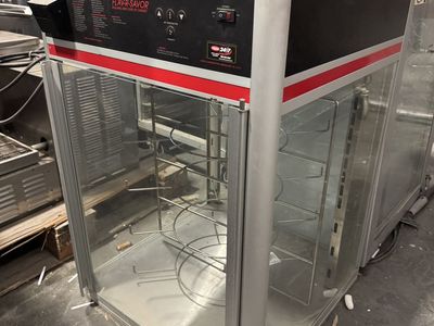 Hatco Flav-R-Savor Heated & Humidified Display Cabinet – Rotating Rack