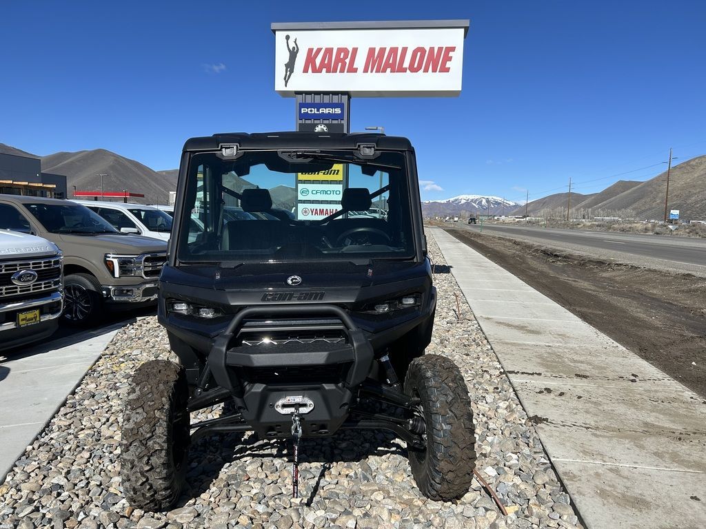 2026 Can-Am Defender XT CAB HD11 Stealth Black - B