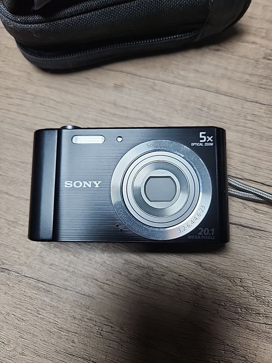 Sony Cyber-Shot Digital Camera 20.1MP 5x Optical Zoom Digital  w/ Kastar Battery Charger &