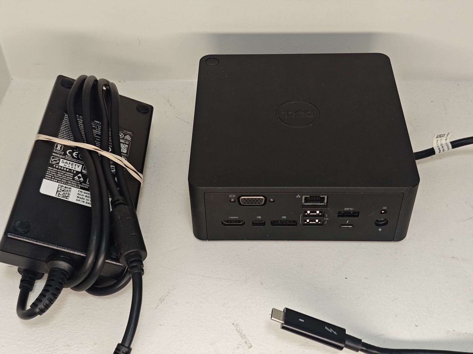 Dell TB16 Thunderbolt 3 Dock | K16A001 | 130W Adapter