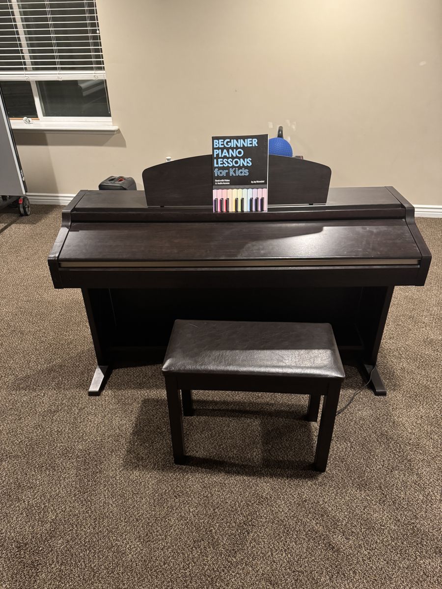 Yamaha Clavina CLP-930