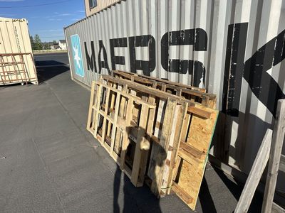 Free Long Pallets