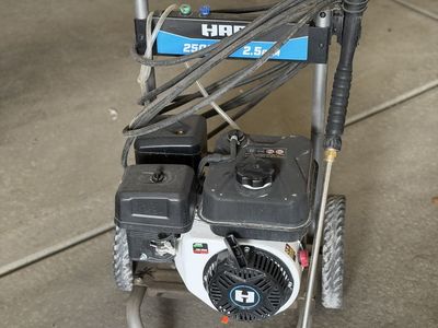 HART 2500 PSI 2.5 GPM Gas Pressure Washer – Like New
