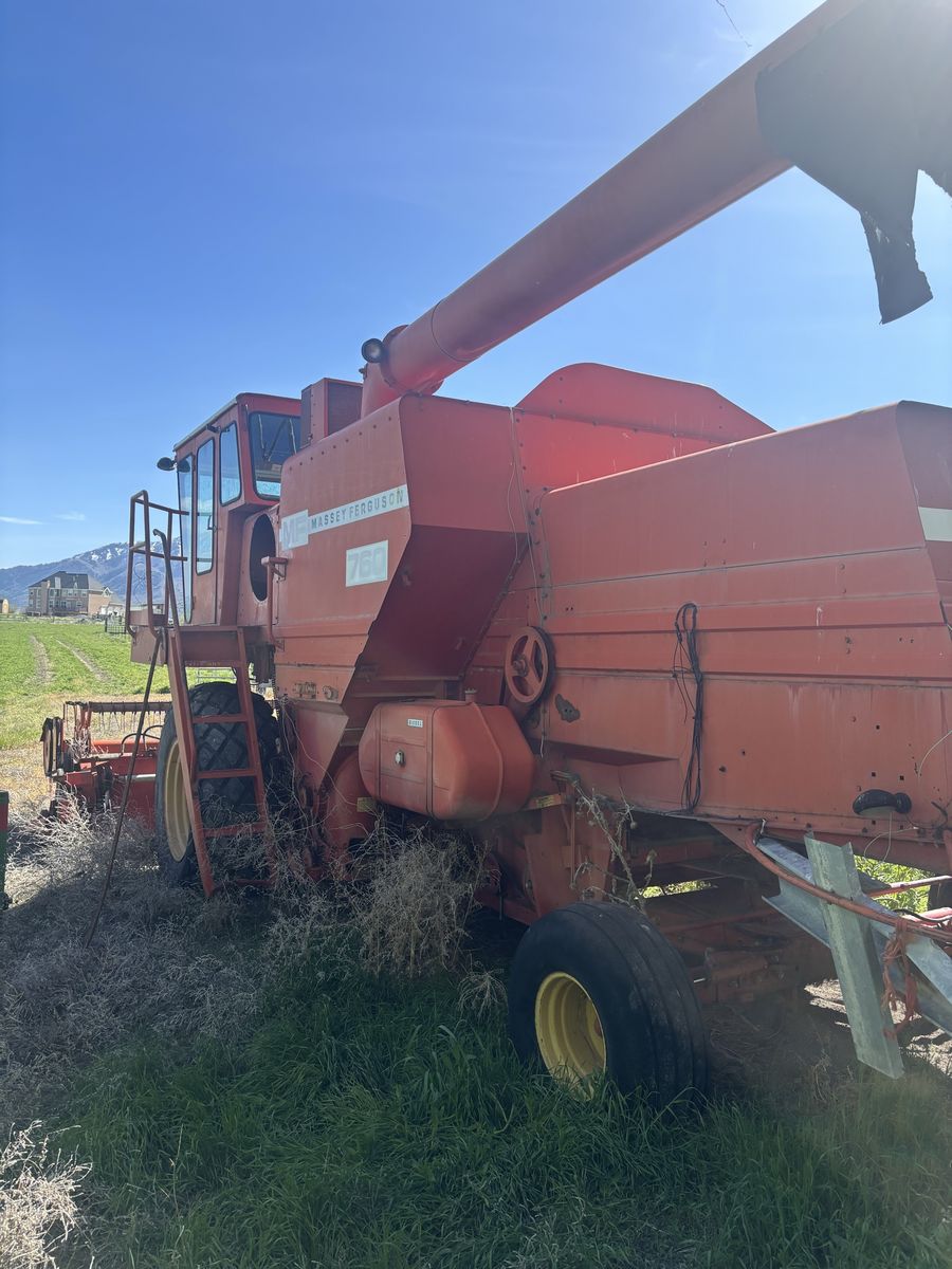 Massey Ferguson 760 combine for salvage