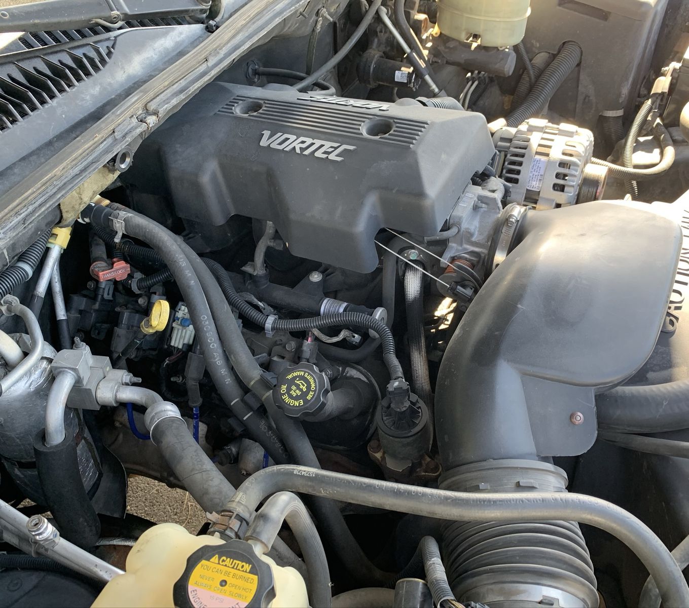 GM Chevy LS LQ4 6.0 v8 complete engine assembly